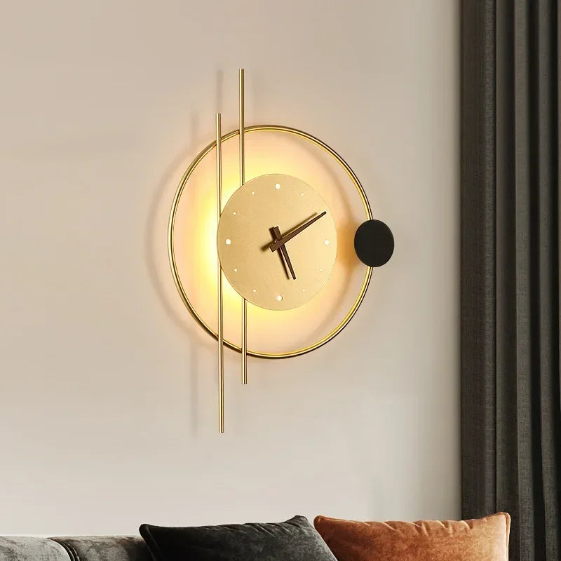 Lampara De Pared Con Reloj Integrado.