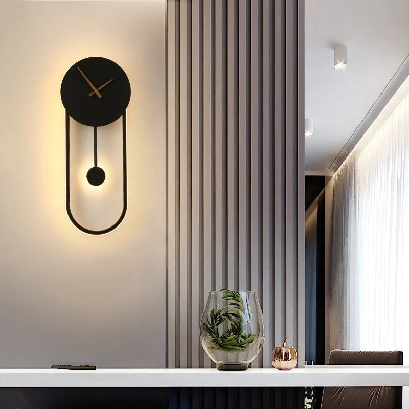 Lampara De Pared Con Reloj Integrado.
